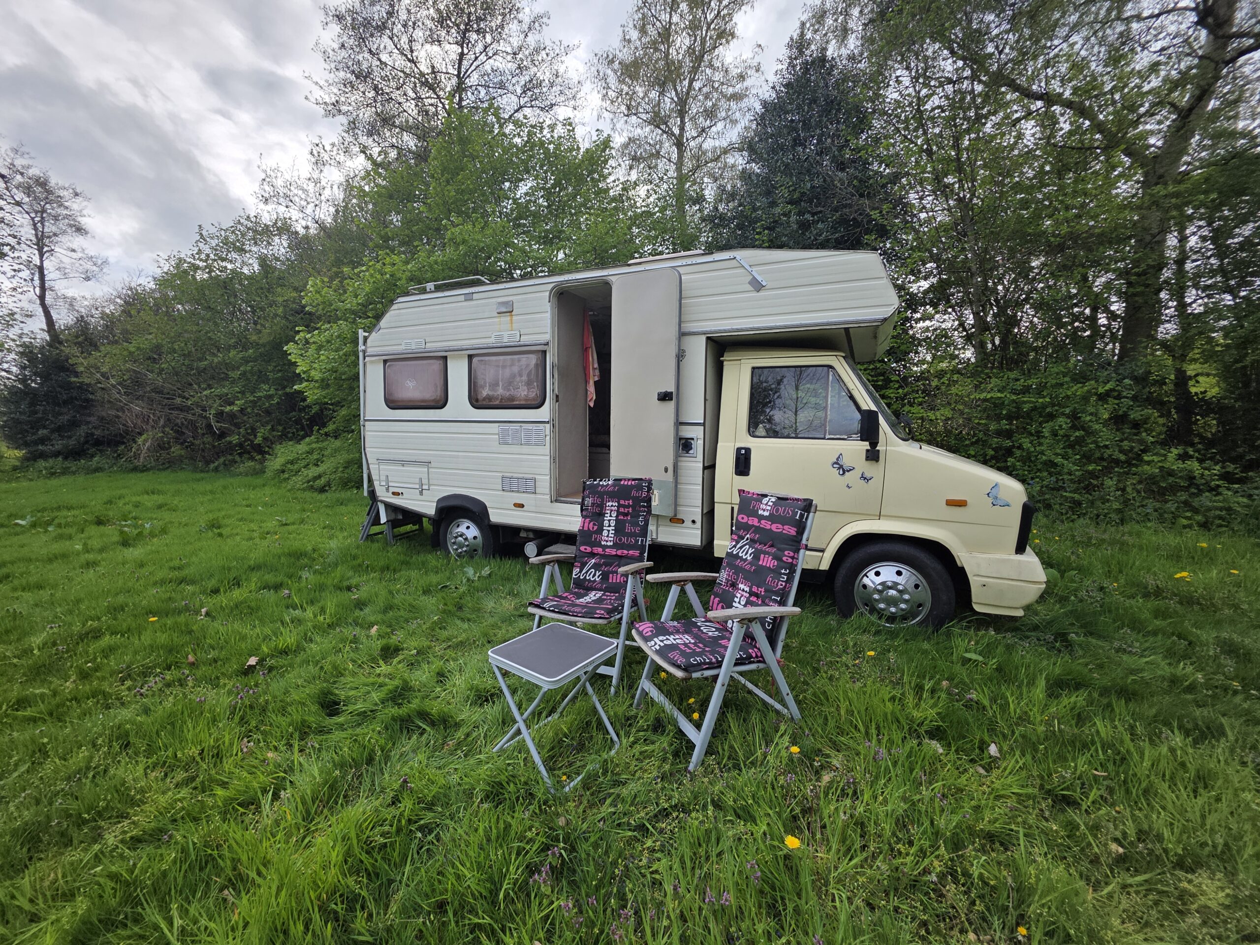 Nostalgische Oldtimer Camper